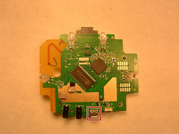 Logitech Harmony Smart Control Charging Port Replacement: crwdns2935265:06crwdnd2935265:02crwdnd2935265:03crwdne2935265:0