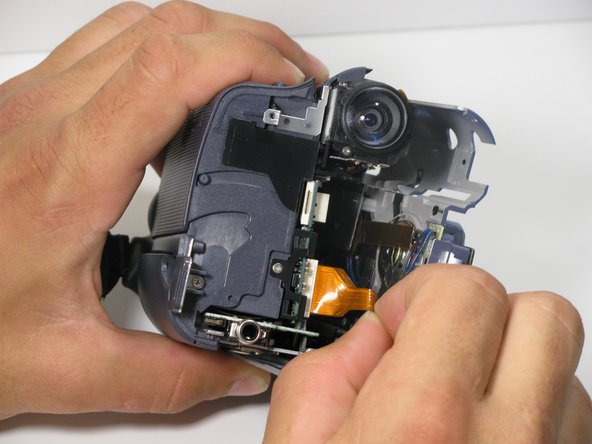 Panasonic PV-GS9 LCD panel replacement: crwdns2935265:012crwdnd2935265:03crwdnd2935265:03crwdne2935265:0