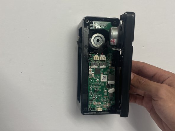 Marshall Emberton Charging Port Bay Replacement: crwdns2935265:04crwdnd2935265:03crwdnd2935265:03crwdne2935265:0