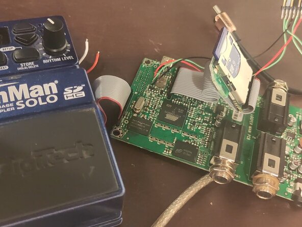 Rewriting corrupted firmware on Digitech JamMan Solo, Solder debug UART cables: crwdns2935265:05crwdnd2935265:02crwdnd2935265:02crwdne2935265:0