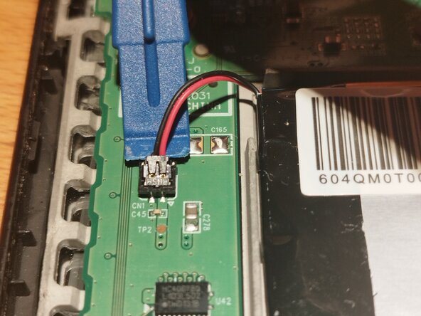 Kobo Touch (N905B) E-Reader Screen Replacement, Remove Battery cable: crwdns2935265:02crwdnd2935265:02crwdnd2935265:03crwdne2935265:0