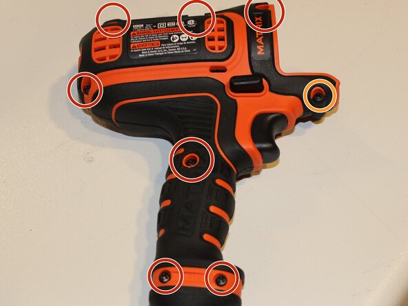 Black and Decker BDEDMT Motor Replacement, Remove Mounting Hardware: crwdns2935265:02crwdnd2935265:01crwdnd2935265:03crwdne2935265:0