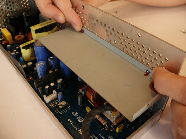 Behringer Eurolive B212D Audio Amplification PCB Replacement: crwdns2935265:09crwdnd2935265:03crwdnd2935265:03crwdne2935265:0