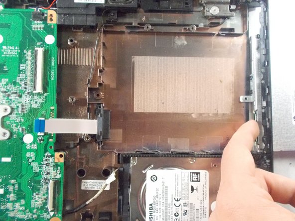 HP 15-f033wm CD Reader Replacement: crwdns2935265:014crwdnd2935265:02crwdnd2935265:03crwdne2935265:0