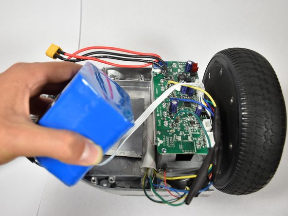 Hover-1 Chrome Battery Replacement: crwdns2935265:05crwdnd2935265:02crwdnd2935265:02crwdne2935265:0