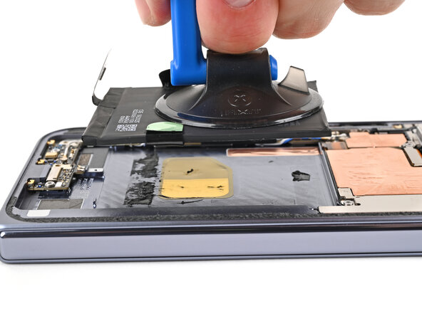 Google Pixel 10 Pro Fold Flip and Base Battery Replacement, Remove the base battery: step 28, image 2 of 2