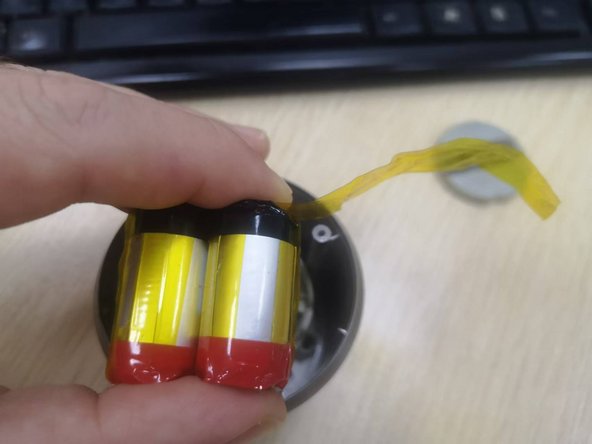 LOOKAH Unicorn Erig Battery Replacement Replacement, Solder new batteries in place: crwdns2935265:06crwdnd2935265:02crwdnd2935265:02crwdne2935265:0