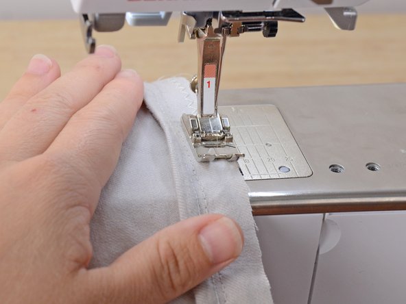 Hemming Pants: crwdns2935265:09crwdnd2935265:03crwdnd2935265:03crwdne2935265:0