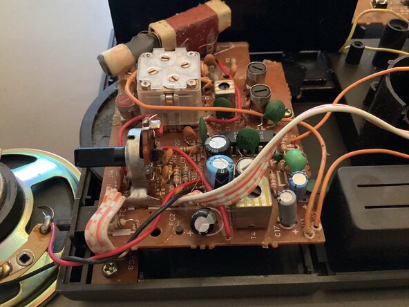 1976 General Electric Clock Radio Teardown: crwdns2935265:09crwdnd2935265:01crwdnd2935265:02crwdne2935265:0