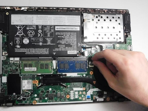 Lenovo ThinkPad L490 Fan and Heatsink Replacement: crwdns2935265:04crwdnd2935265:02crwdnd2935265:03crwdne2935265:0