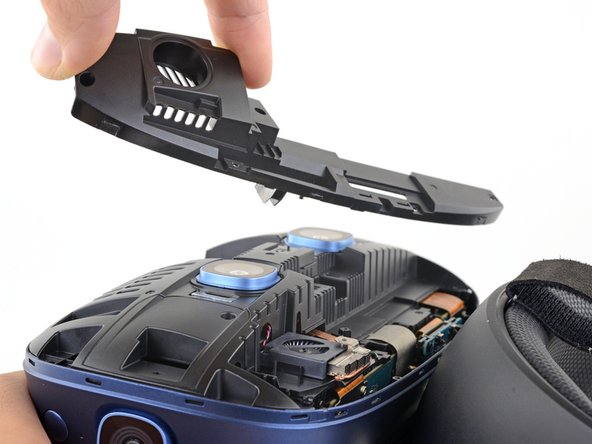 HTC Vive Cosmos Faceplate Connector Replacement: crwdns2935265:05crwdnd2935265:03crwdnd2935265:03crwdne2935265:0