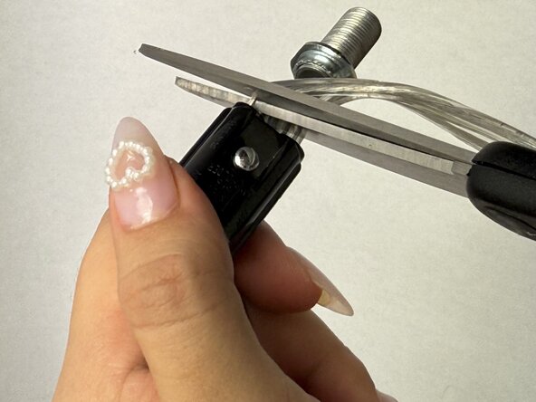 Table Lamp Bulb and Wiring Replacement: crwdns2935265:06crwdnd2935265:02crwdnd2935265:02crwdne2935265:0