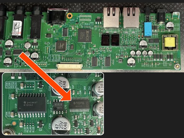 Behringer Powerplay P16-HQ Disassembly, Removing the IO/Processing PCB: crwdns2935265:03crwdnd2935265:03crwdnd2935265:03crwdne2935265:0