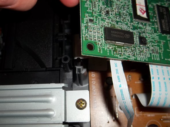 Magnavox MWD200F Disk Drive Replacement: crwdns2935265:09crwdnd2935265:02crwdnd2935265:02crwdne2935265:0