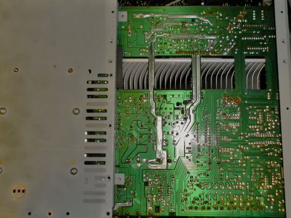 Reflowing solder joints on a TEAC GSA-5300 stereo integrated amplifier: crwdns2935265:04crwdnd2935265:03crwdnd2935265:03crwdne2935265:0