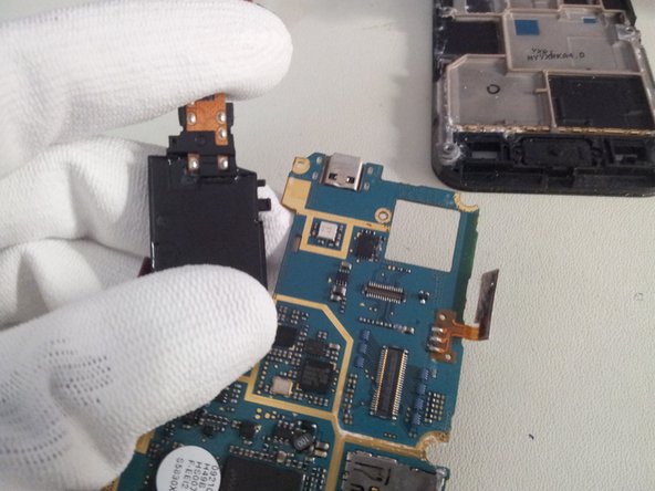 Disassembling Samsung Galaxy Ace Logic Board