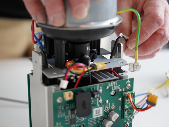 Kaffelogic Nano 7/LINK (D-P Serial) Stack Replacement, Removing the stack: crwdns2935265:015crwdnd2935265:01crwdnd2935265:03crwdne2935265:0