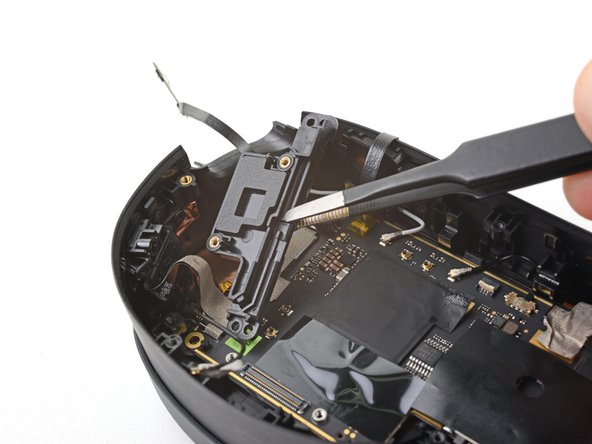 HTC Vive XR Elite Depth Sensor Replacement, Remove the motion sensor bracket: crwdns2935265:066crwdnd2935265:03crwdnd2935265:03crwdne2935265:0