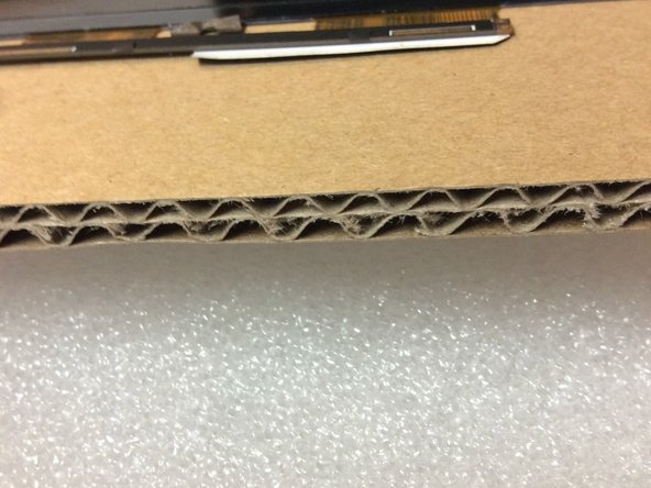 How to build a display using a iMac: step 17, image 1 of 3