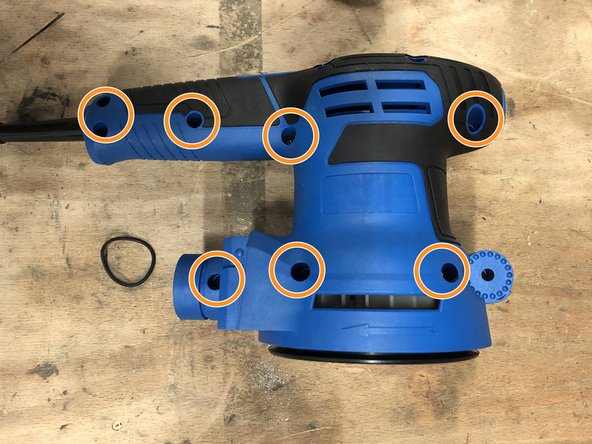 Ponceuse Orbital Filaire Dexter 350W - 350OS2.5 Interrupteur  Replacement: étape 9, image 1 de 1