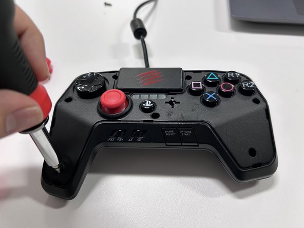 Mad Catz FightPad PRO Joystick Replacement, Step 3: crwdns2935265:03crwdnd2935265:03crwdnd2935265:03crwdne2935265:0