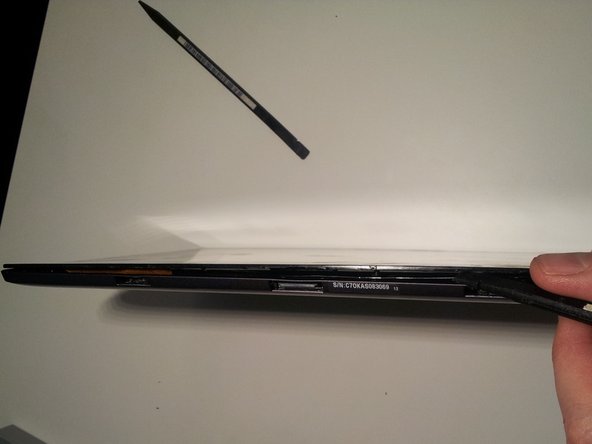 Asus Transformer Pad Infinity Teardown: 0 단계, 이미지 3개 중 3개