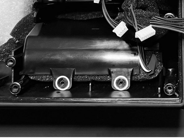 AIAIAI Repair guide: UNIT-4 battery, Remove battery pack screws and battery packs: crwdns2935265:05crwdnd2935265:02crwdnd2935265:02crwdne2935265:0