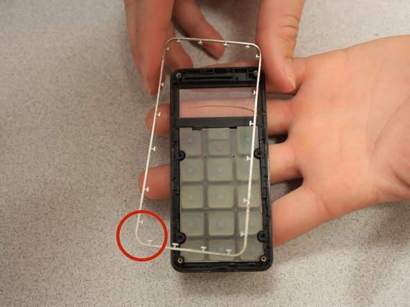 Snapfon ez One Motherboard Replacement, Separate the case: crwdns2935265:05crwdnd2935265:03crwdnd2935265:03crwdne2935265:0