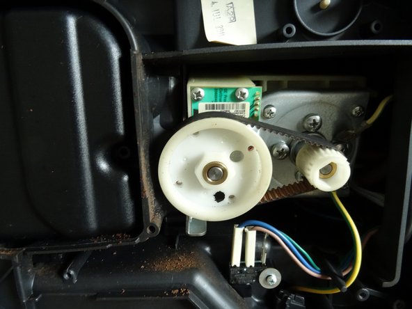 DeLonghi ESAM xxxx - (Different Types) Replace timing belt, timing belt: step 8, image 3 of 3