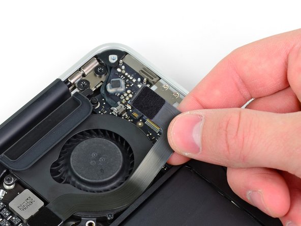 MacBook Air 11" Mid 2011 I/O Board Cable Replacement, I/O Board Cable: crwdns2935265:04crwdnd2935265:02crwdnd2935265:02crwdne2935265:0