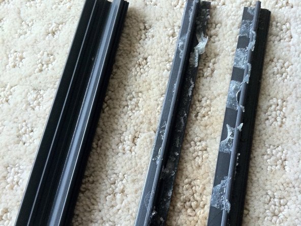 TRIC Guitar Case Plastic Hinge Replacement: crwdns2935265:06crwdnd2935265:03crwdnd2935265:03crwdne2935265:0