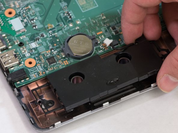 Dell Inspiron 17-5748 Speakers Replacement: crwdns2935265:015crwdnd2935265:02crwdnd2935265:02crwdne2935265:0