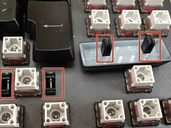 Asus ROG Claymore II Battery Replacement, Removing the keys: crwdns2935265:01crwdnd2935265:02crwdnd2935265:03crwdne2935265:0