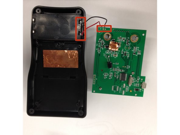 M6013 Capacitor Meter Teardown, Remove Circuit Board: crwdns2935265:03crwdnd2935265:02crwdnd2935265:03crwdne2935265:0