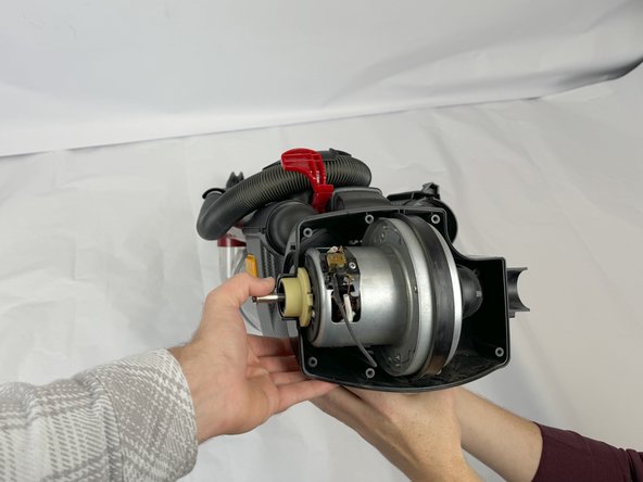 Eureka SuctionSeal Pet Drive Motor Replacement: crwdns2935265:06crwdnd2935265:02crwdnd2935265:02crwdne2935265:0