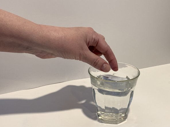 Descaling a Cuisinart 12-Cup Coffee Maker: crwdns2935265:05crwdnd2935265:03crwdnd2935265:03crwdne2935265:0