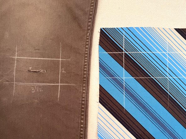 Make a Fabric Patch, Mark the patch measurements: crwdns2935265:06crwdnd2935265:03crwdnd2935265:03crwdne2935265:0