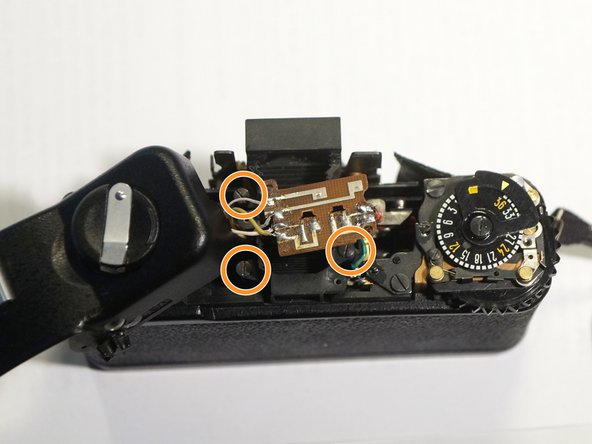 Lomo LC-A sticky shutter repair, Viewfinder removal: crwdns2935265:09crwdnd2935265:02crwdnd2935265:03crwdne2935265:0