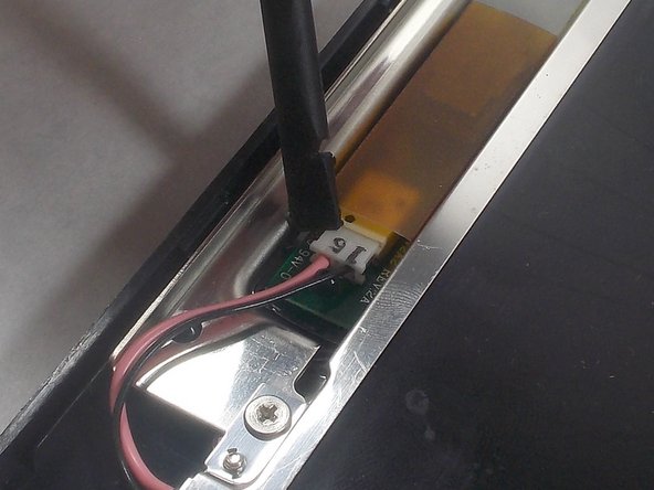 HP Pavilion N3350 Screen Assembly Replacement: crwdns2935265:06crwdnd2935265:03crwdnd2935265:03crwdne2935265:0