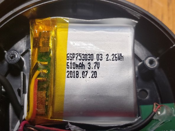 AKG N60NC - warning on battery, LEFT ear cup review: crwdns2935265:01crwdnd2935265:02crwdnd2935265:02crwdne2935265:0