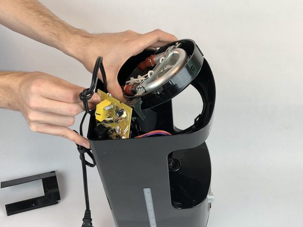 Cuisinart DCC-1100 Power Cord Replacement: crwdns2935265:05crwdnd2935265:03crwdnd2935265:03crwdne2935265:0