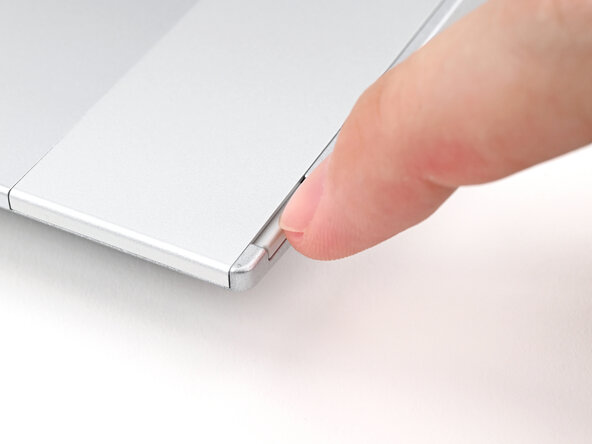 Framework Laptop 16 Mid Plate Replacement, Unlock the Input Modules: crwdns2935265:02crwdnd2935265:01crwdnd2935265:03crwdne2935265:0