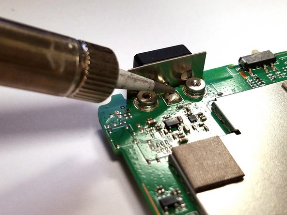 Magellan RoadMate 5120-LMTX Antenna Replacement: crwdns2935265:07crwdnd2935265:02crwdnd2935265:03crwdne2935265:0