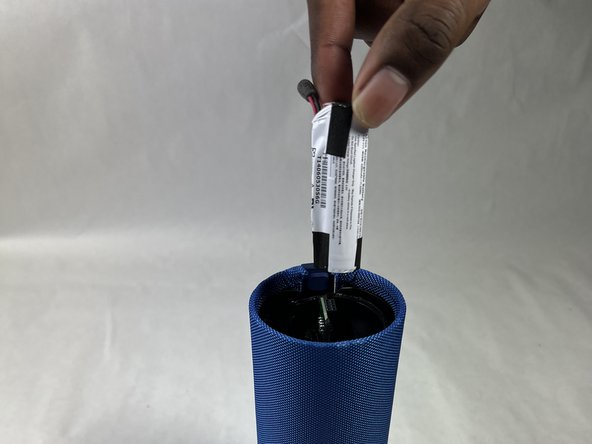 Logitech UE Boom 3 Battery Replacement, Battery: crwdns2935265:03crwdnd2935265:03crwdnd2935265:03crwdne2935265:0