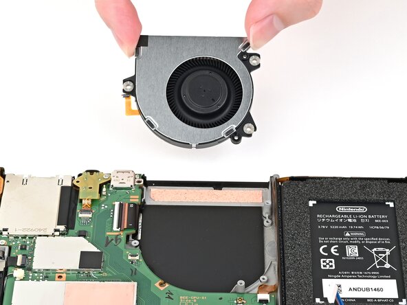 Nintendo Switch 2 Board Replacement, Install the fan: crwdns2935265:075crwdnd2935265:01crwdnd2935265:03crwdne2935265:0