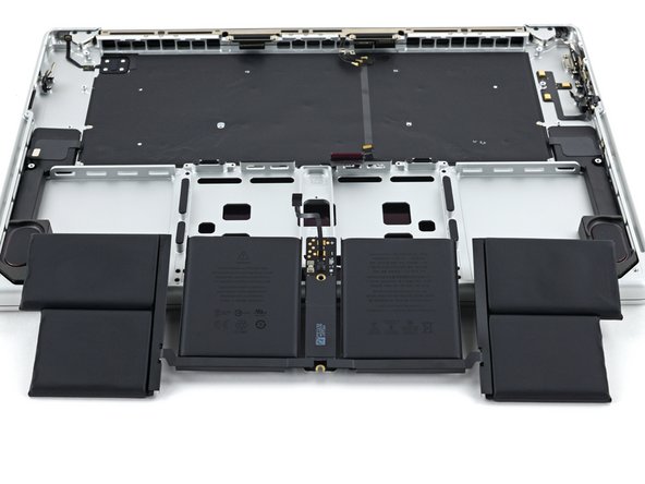 MacBook Pro 16" 2021 Speaker Assembly Replacement, Remove the battery: crwdns2935265:066crwdnd2935265:03crwdnd2935265:03crwdne2935265:0