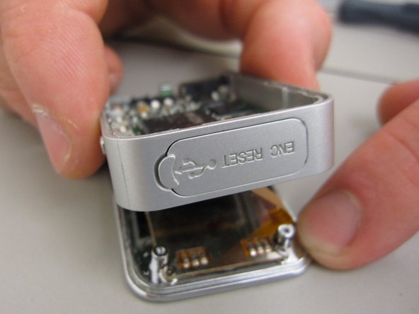 Samsung TFT Color YP-T7J The Screen Replacement: crwdns2935265:08crwdnd2935265:02crwdnd2935265:03crwdne2935265:0