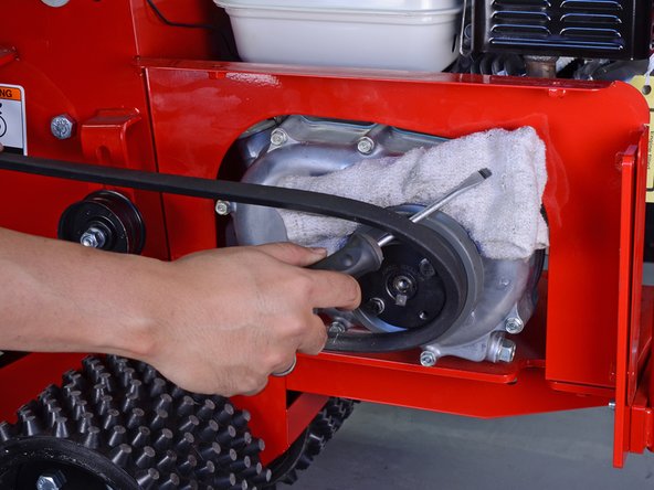 Classen Sod Cutter SC18AHDCA 2019 Engine Belt Replacement, Derail the belt: crwdns2935265:09crwdnd2935265:03crwdnd2935265:03crwdne2935265:0