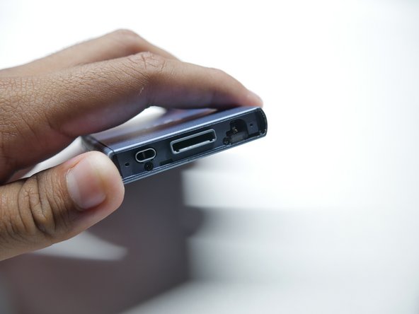 Sony Walkman A-45 Battery Replacement: crwdns2935265:03crwdnd2935265:03crwdnd2935265:03crwdne2935265:0