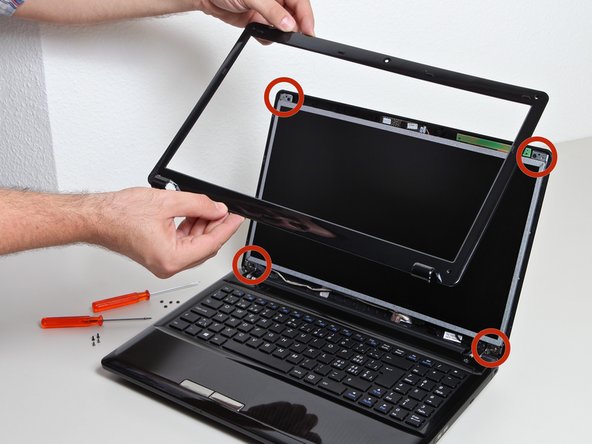 why! W253EU 15,6" Bildschirm auswechseln: step 3, image 2 of 3